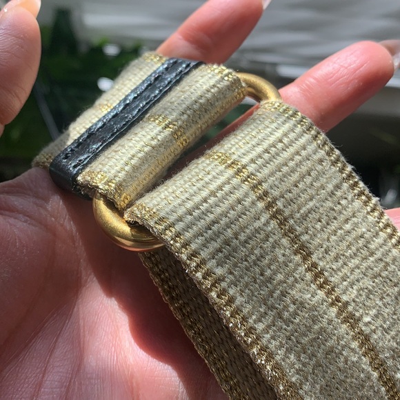 Marc Jacobs : Black Leather Bucket bag - Picture 11 of 13